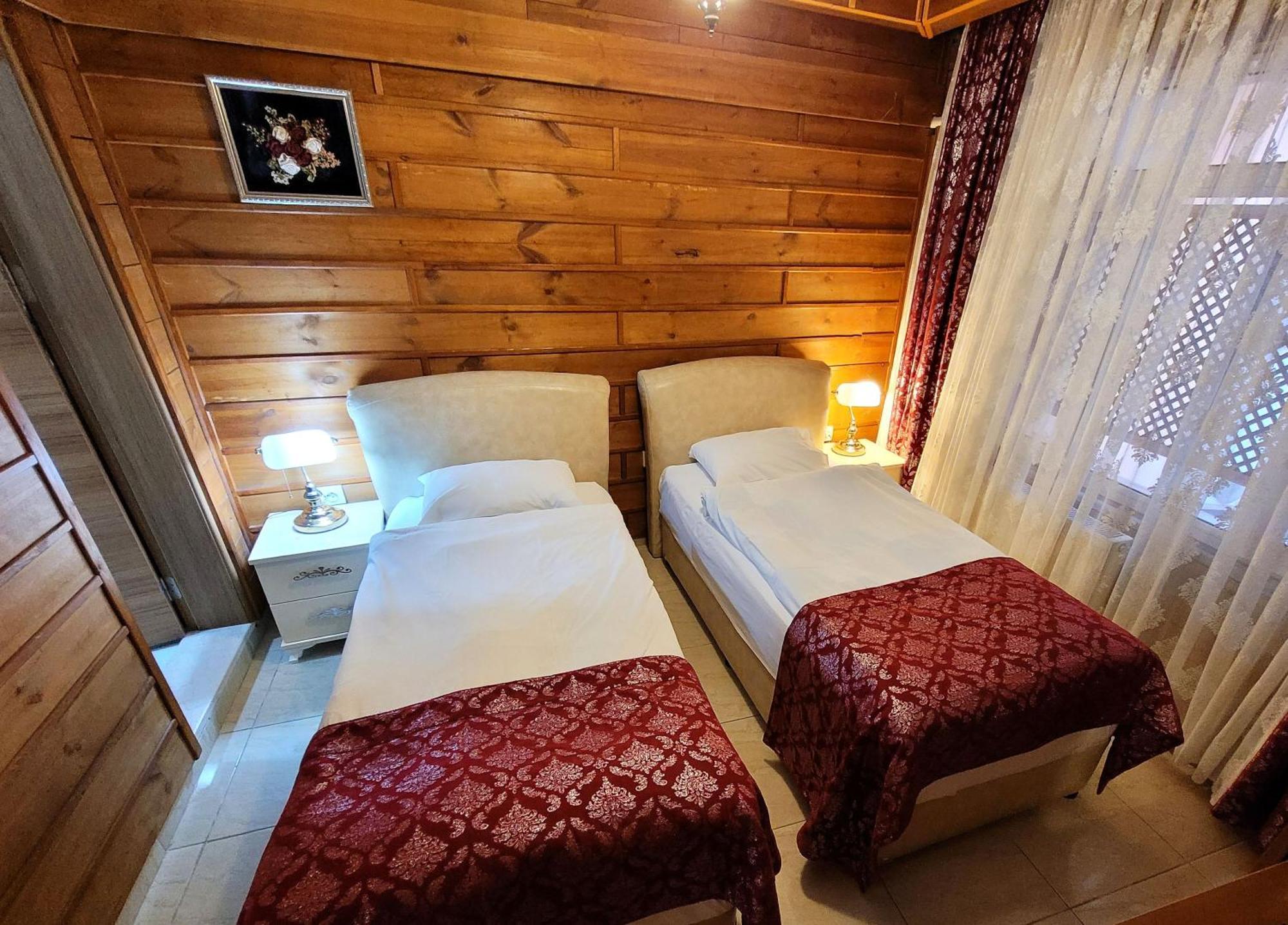 Marmara Gazde/Camere de închiriat *