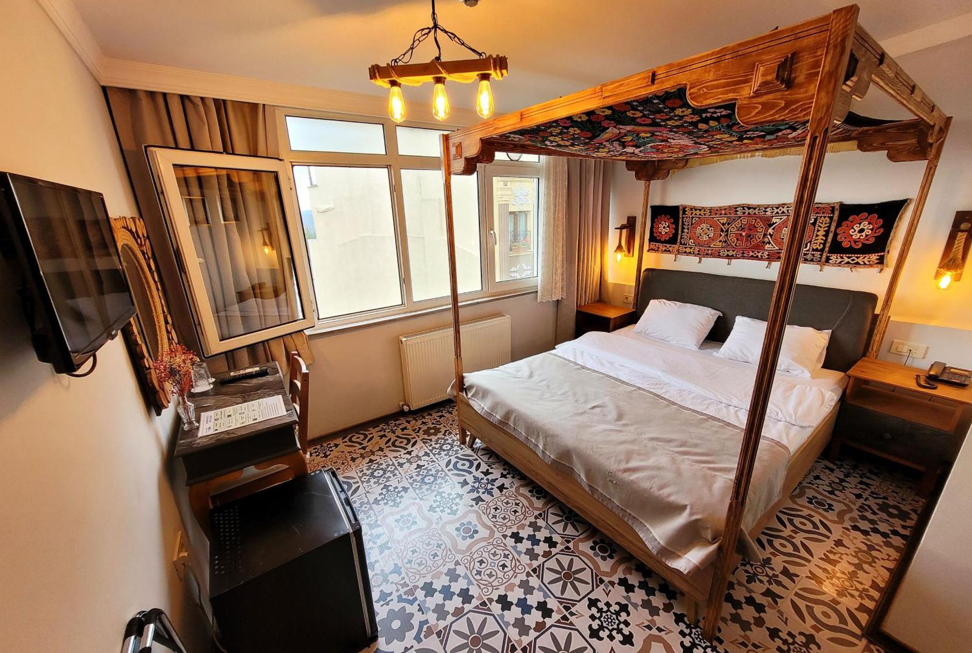 Gazde/Camere de închiriat Marmara Istanbul